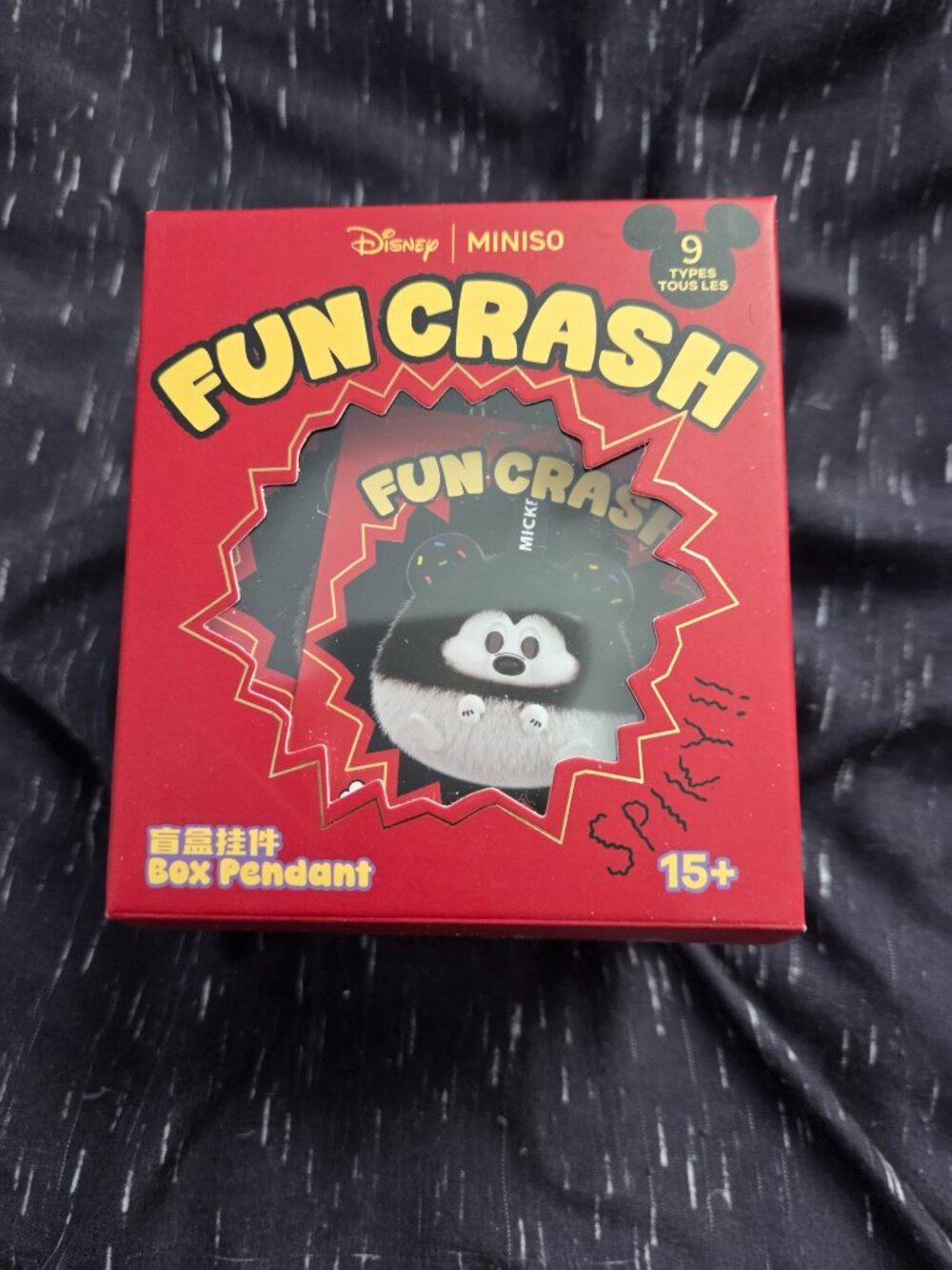 Sweet Pea Mickey | Disney x MINISO Fun Crash Blind Box Pendant w/ Card - Picture 4 of 4